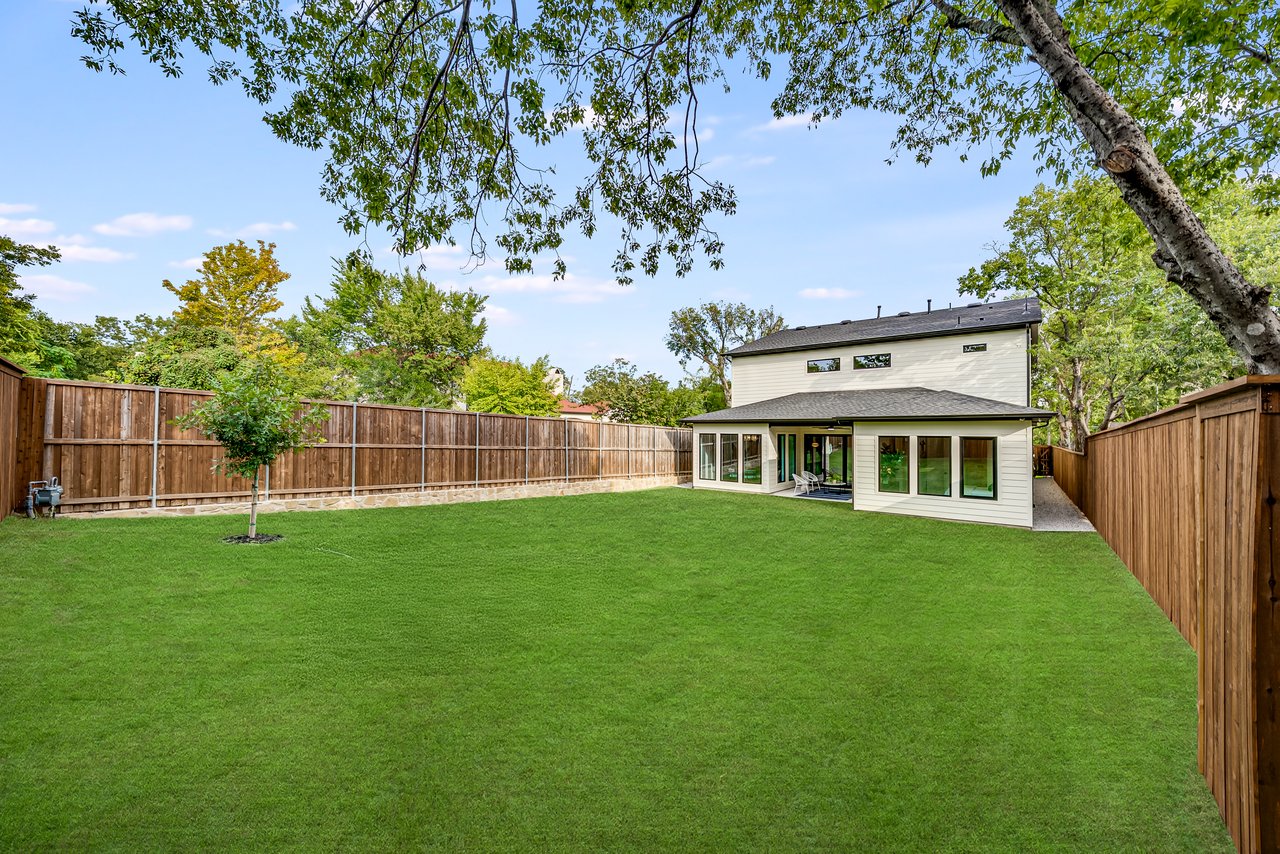 8815 San Leandro Drive