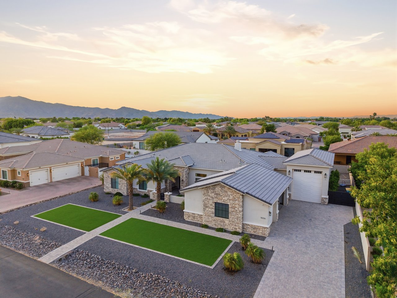 18206 W SAN MIGUEL Court