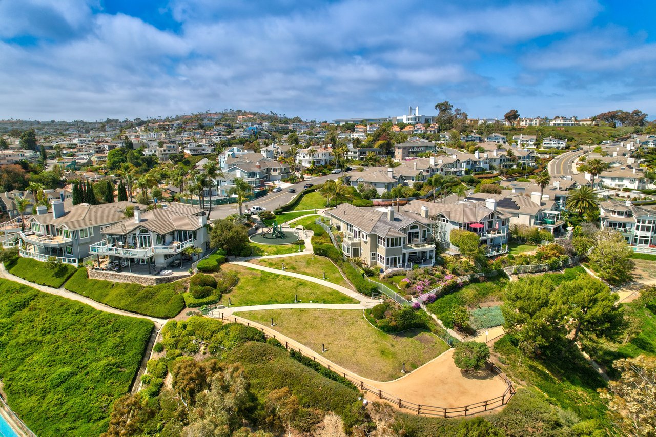 Luxury Rental Minutes from Doheny Beach