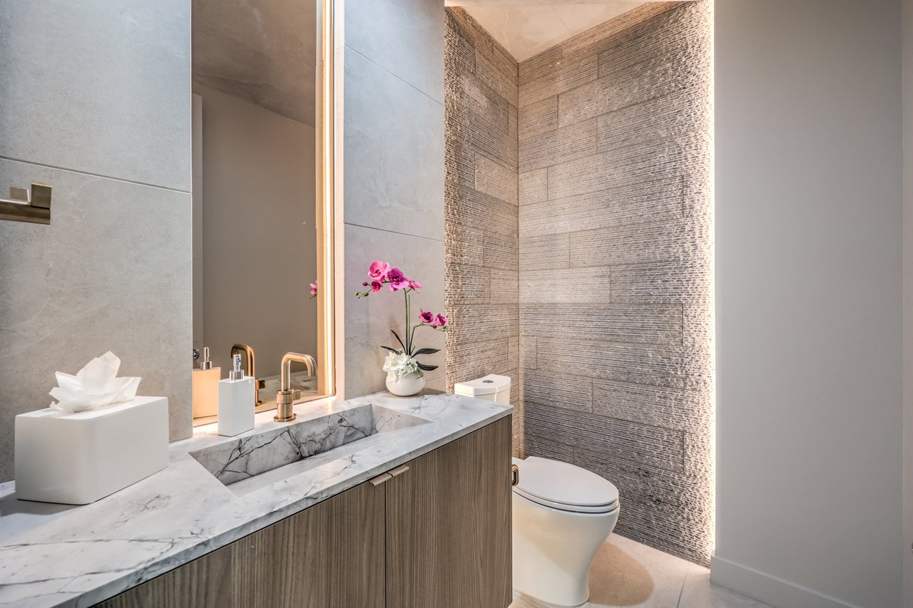 4077 Heron Fairway Dr