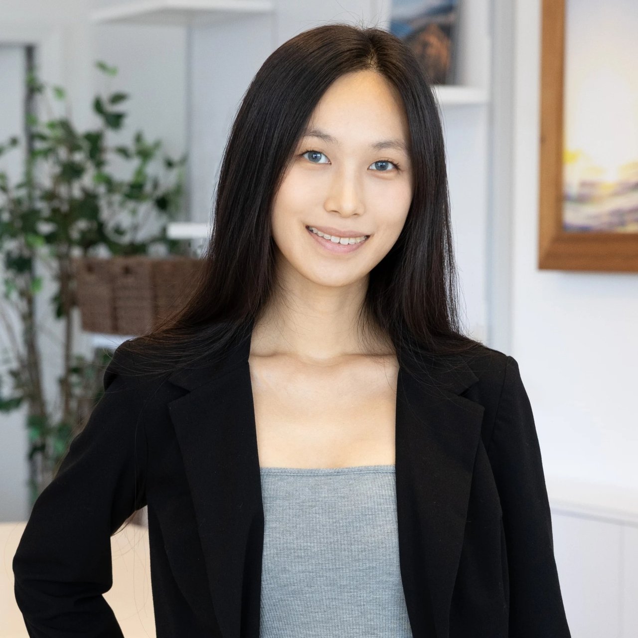 Jeongbin Won Honolulu, HI Real Estate Agent Headshot