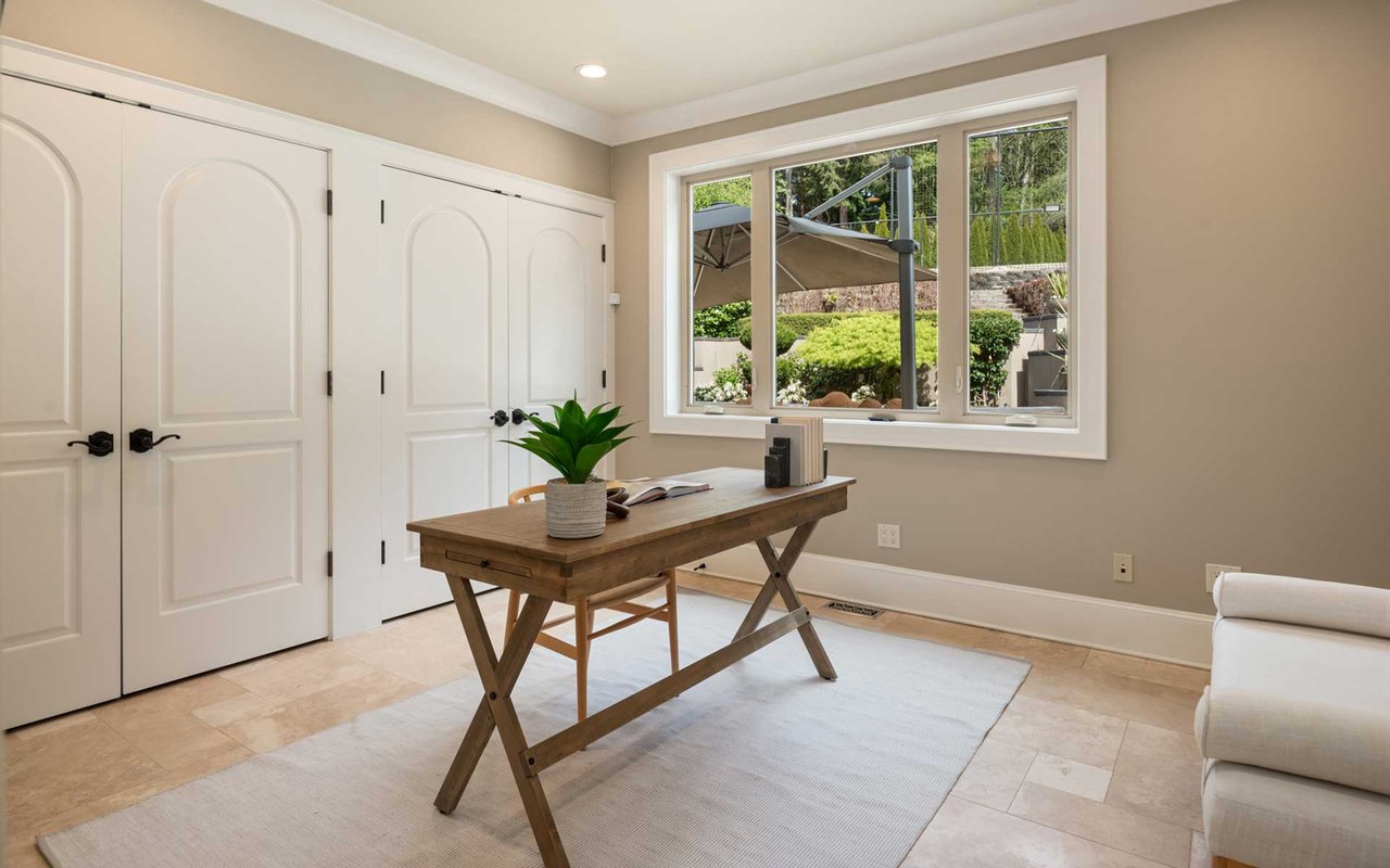 Private, Tranquil Resort-Style Living in Redmond’s Starwood Neighborhood