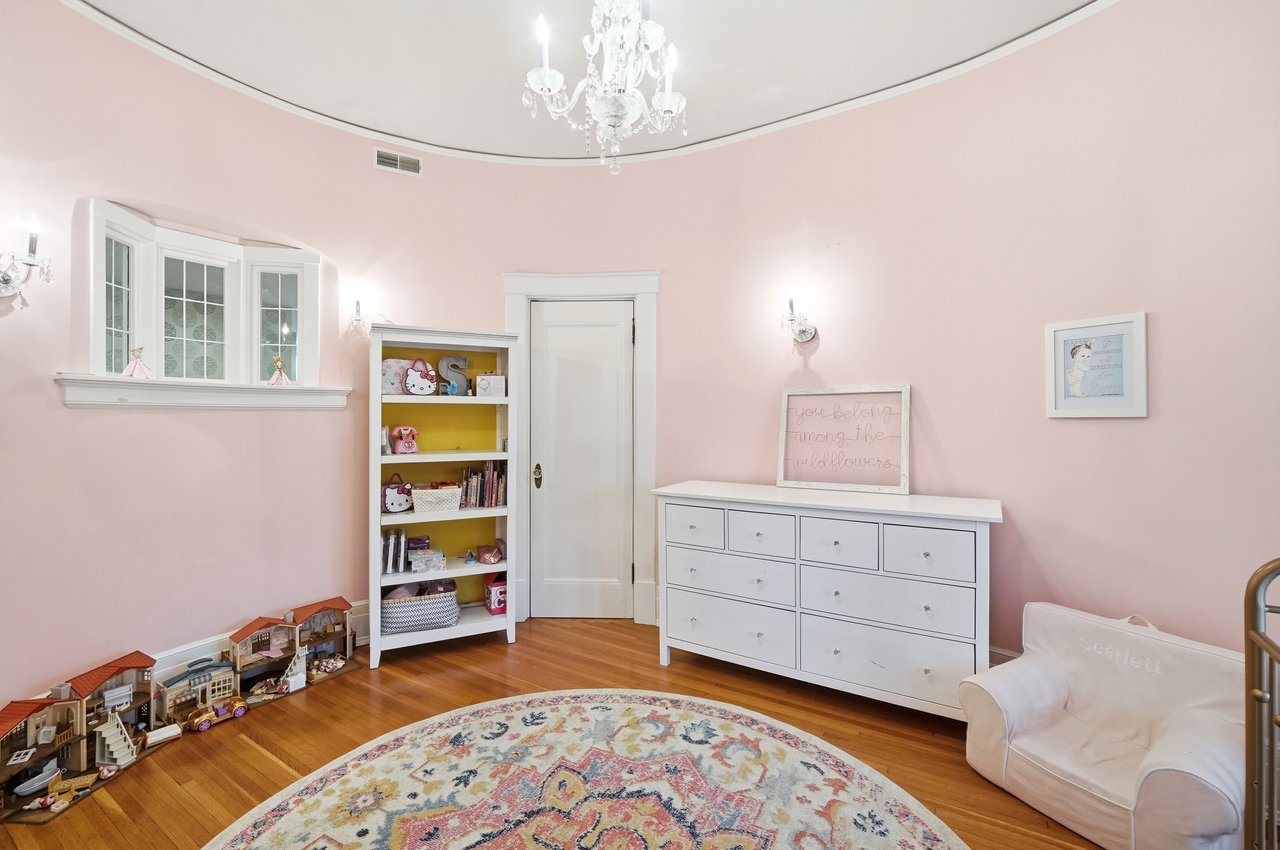 4009 Beechwood Avenue, Cincinnati, OH 45229 