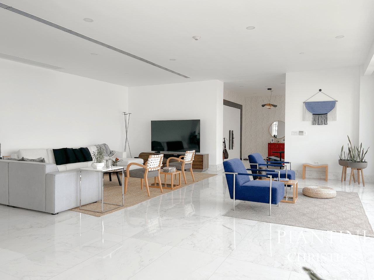 Seurat Luxury Condo
