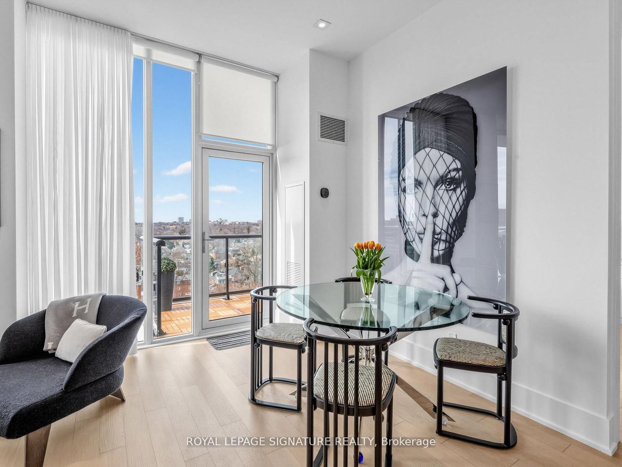 J. DAVIS HOUSE PENTHOUSE 