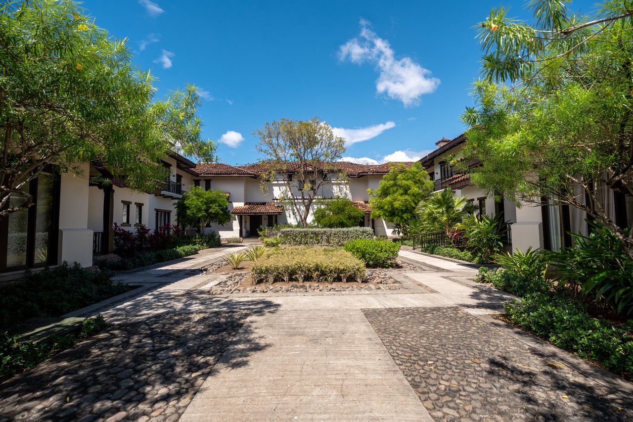 Los Malinches 6 | Luxury Spanish Colonial Townhouse in Hacienda Pinilla