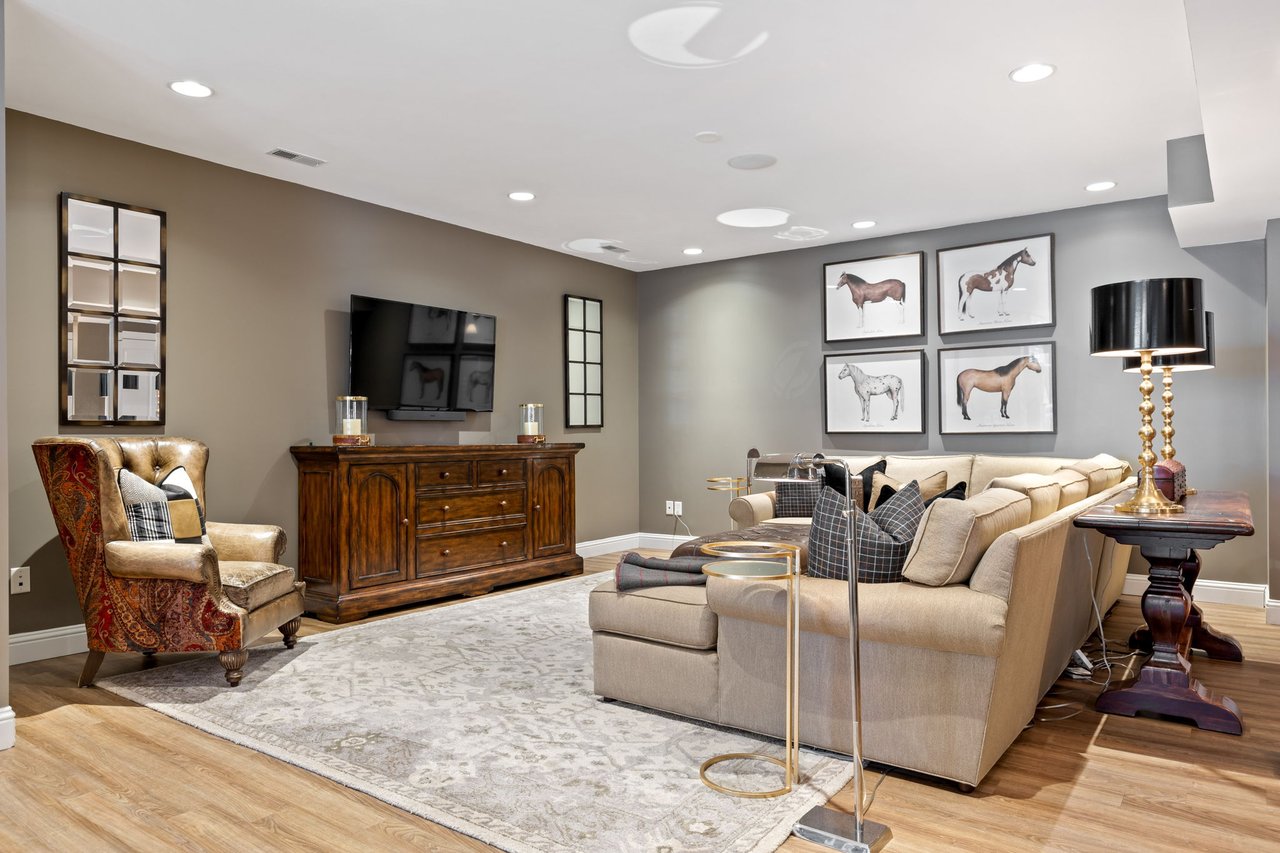 5319 Lancelot Drive