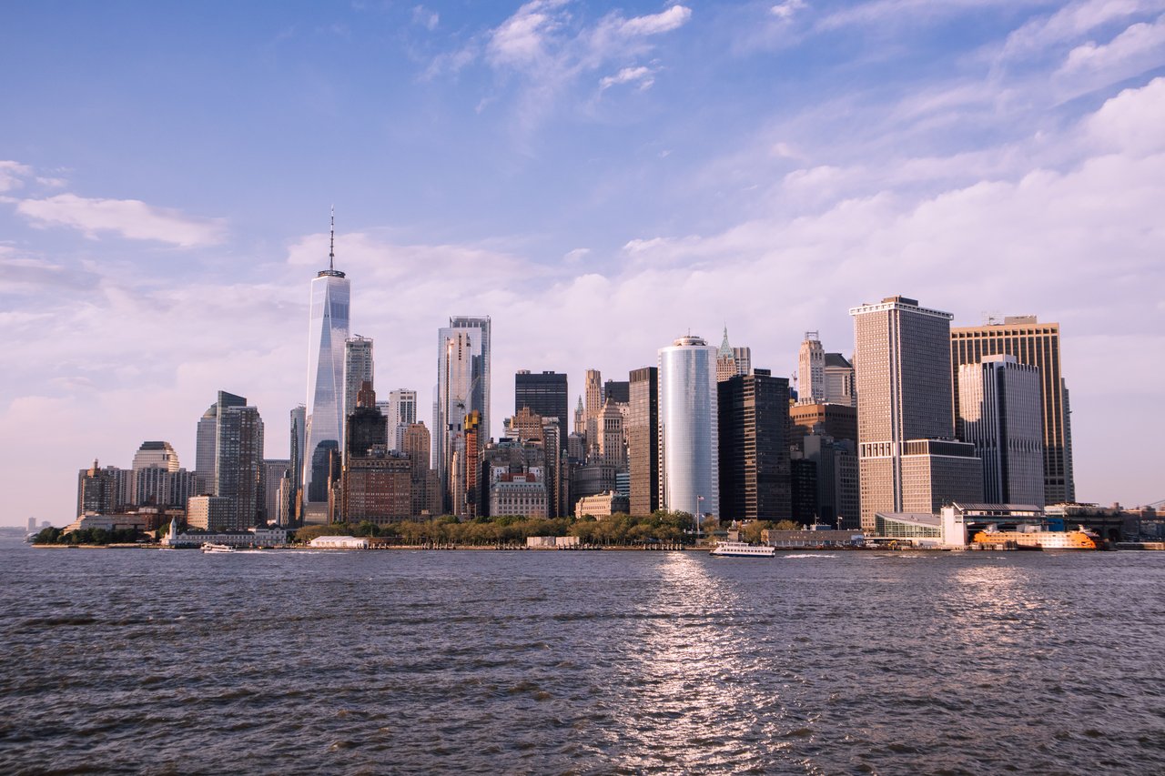 The Parviz Team works with Greek real estate professionals and international clients buying, selling, renting, and investing in New York City.