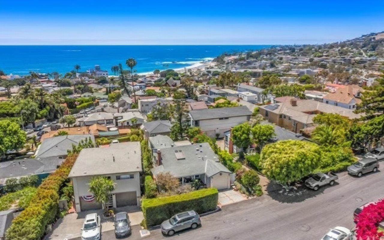 Amazing New Home for Sale in Laguna Beach, 575 Blumont Street, Laguna Beach $2,200,000