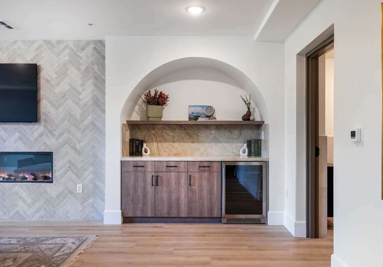 Paseo Living || 1303 S Orange Grove Avenue