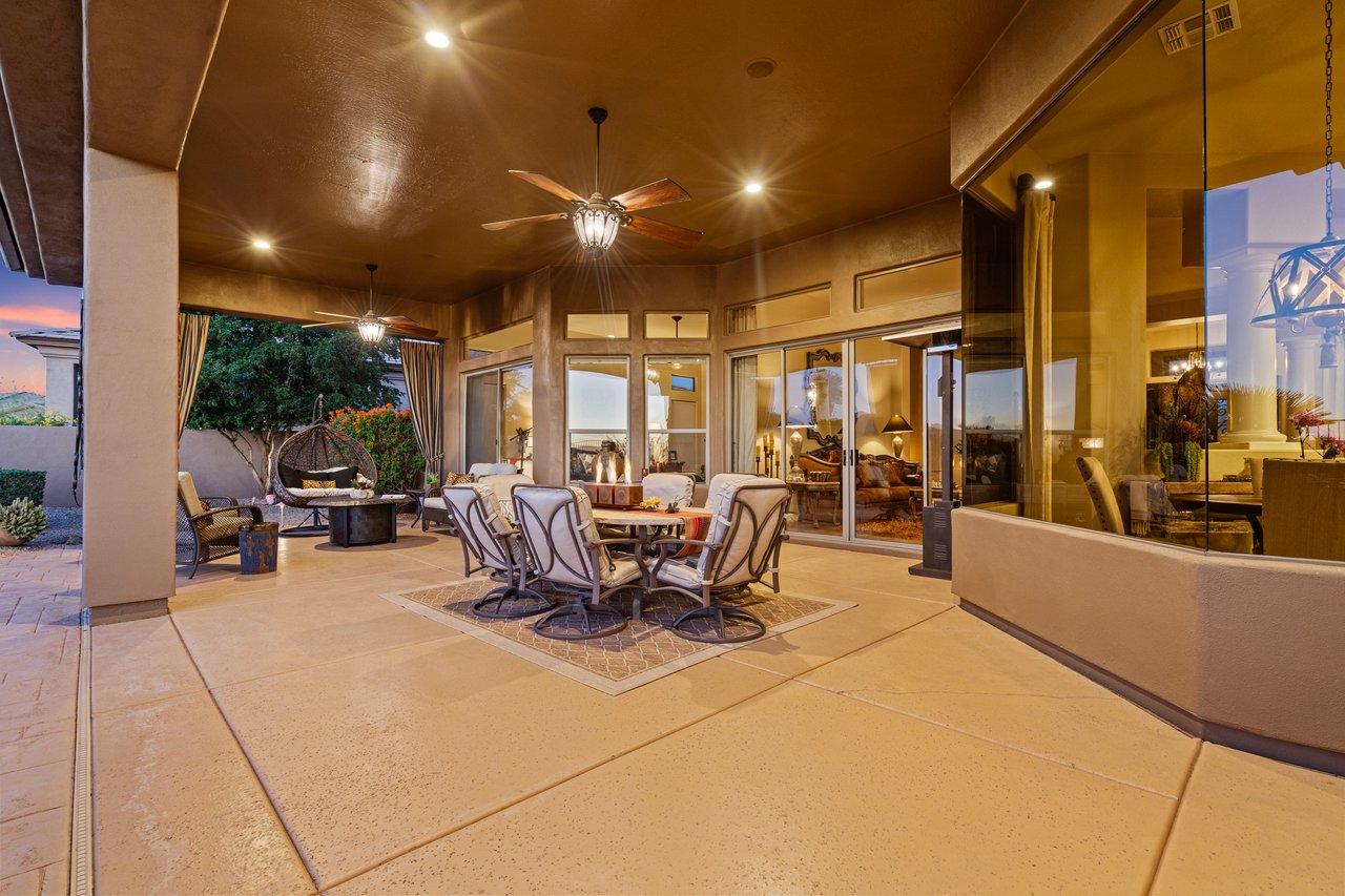 9812 E ROADRUNNER Drive