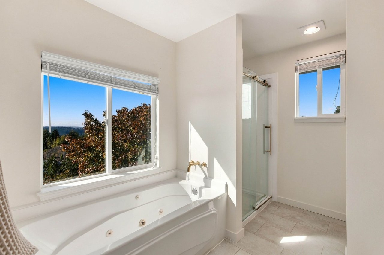 Sky Island Lifestyle Sweeping Valley Views