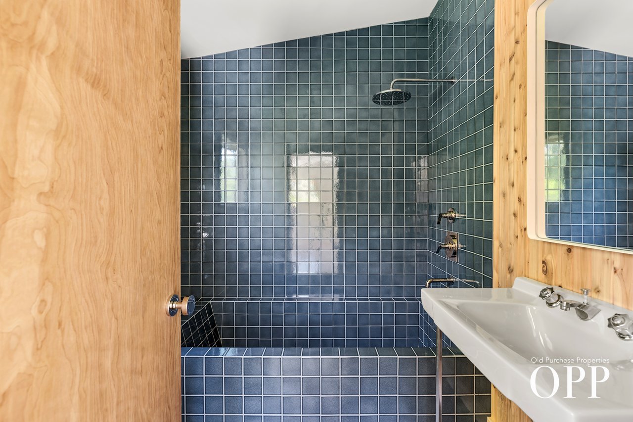 A REFINED ARCHITECTURAL STATEMENT