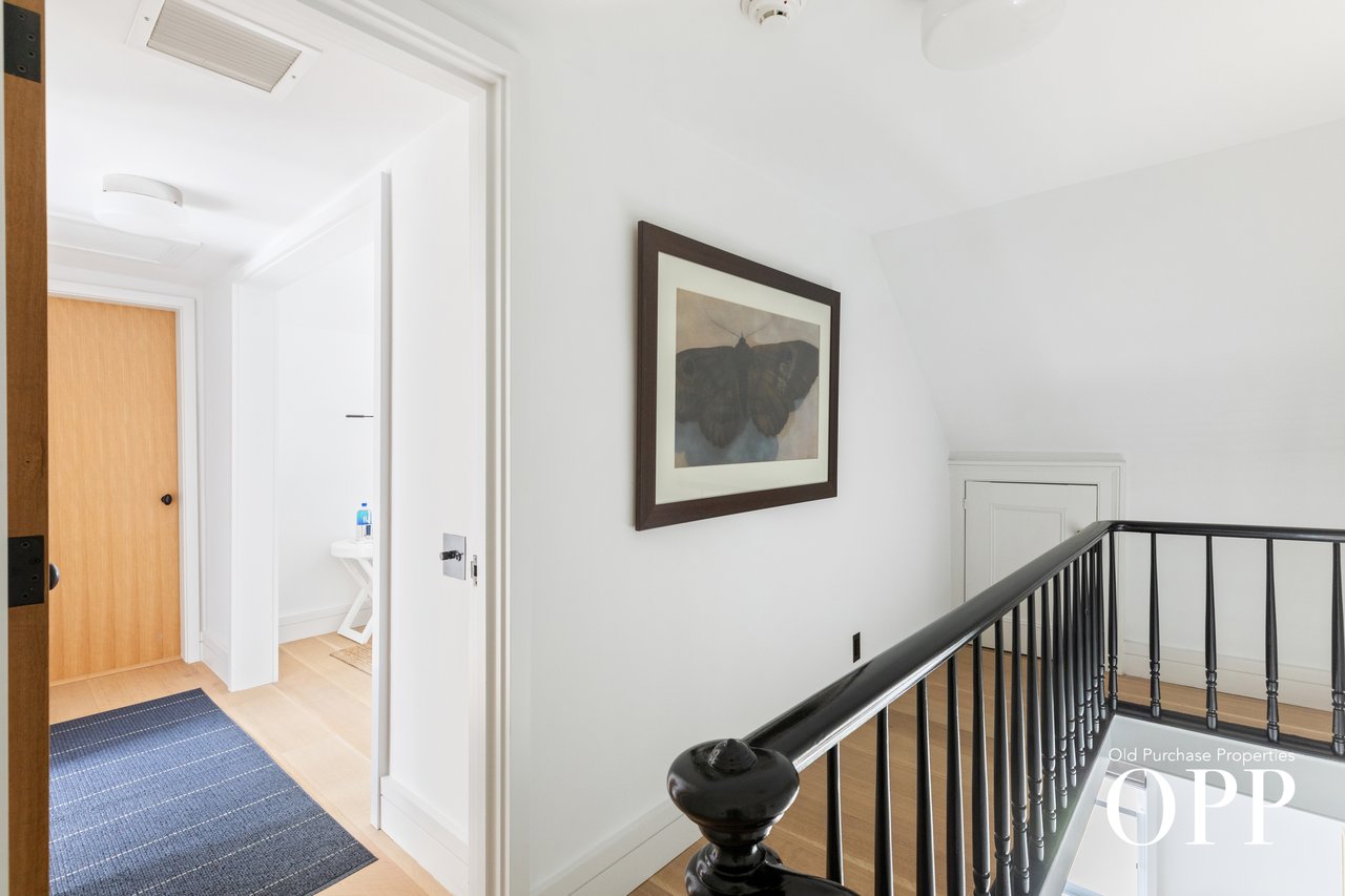 HIGHEST NON-WATERFRONT SALE IN BELLPORT VILLAGE