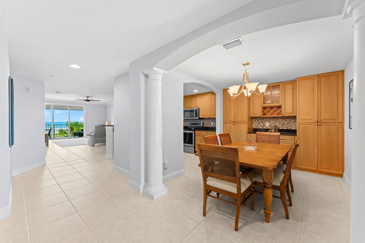 225 N Atlantic Avenue, 303