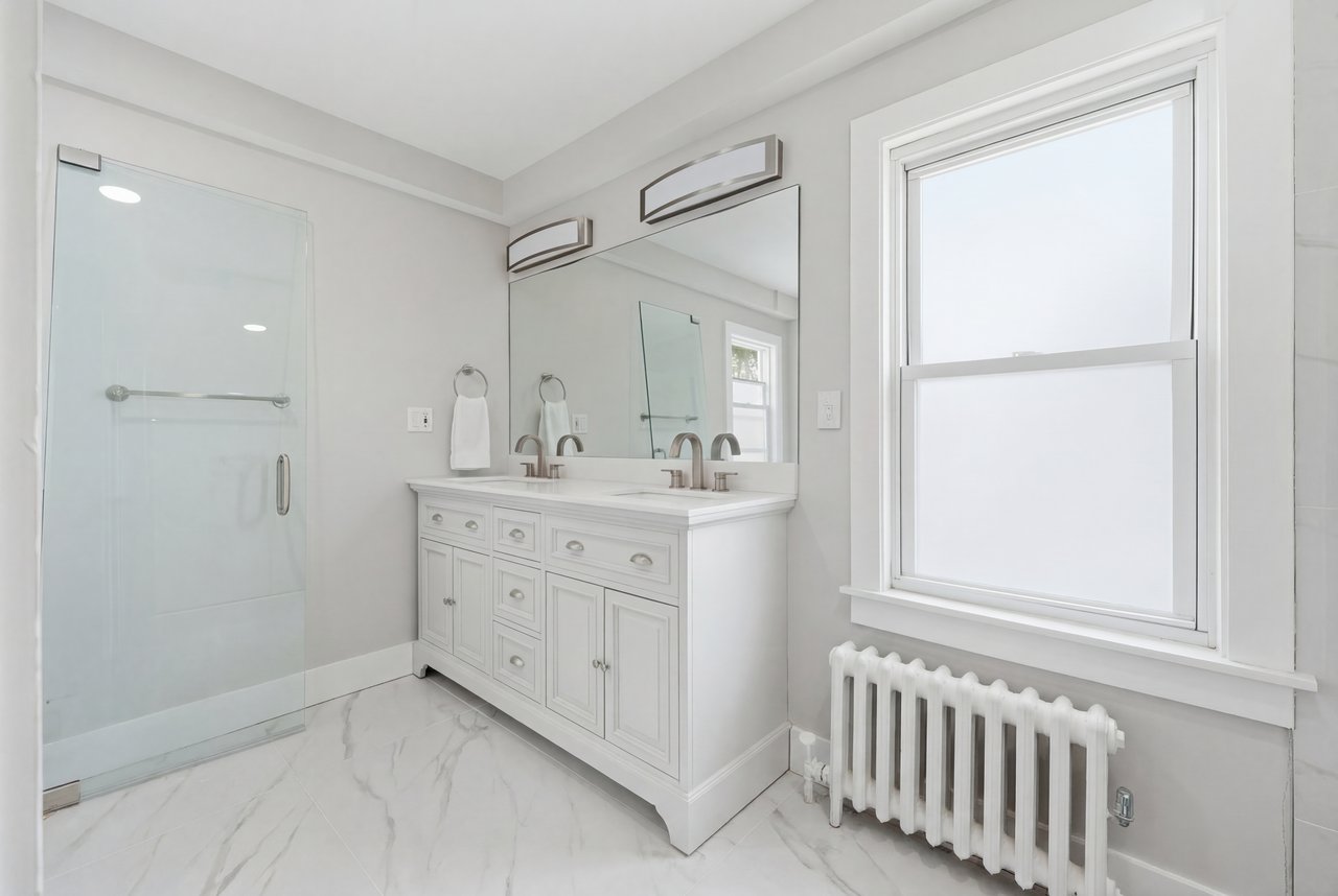 30 Lodge Rd, Belmont