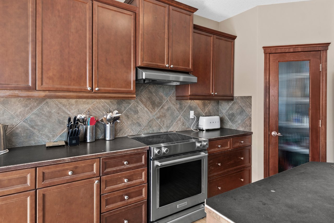 29 Royal Birch Hill NW