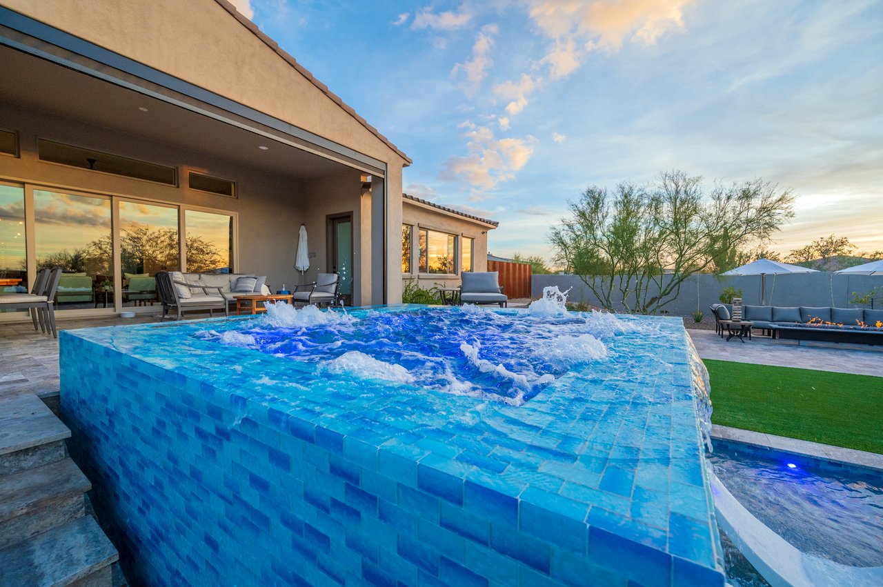 35584 N ROLLING CREEK Drive