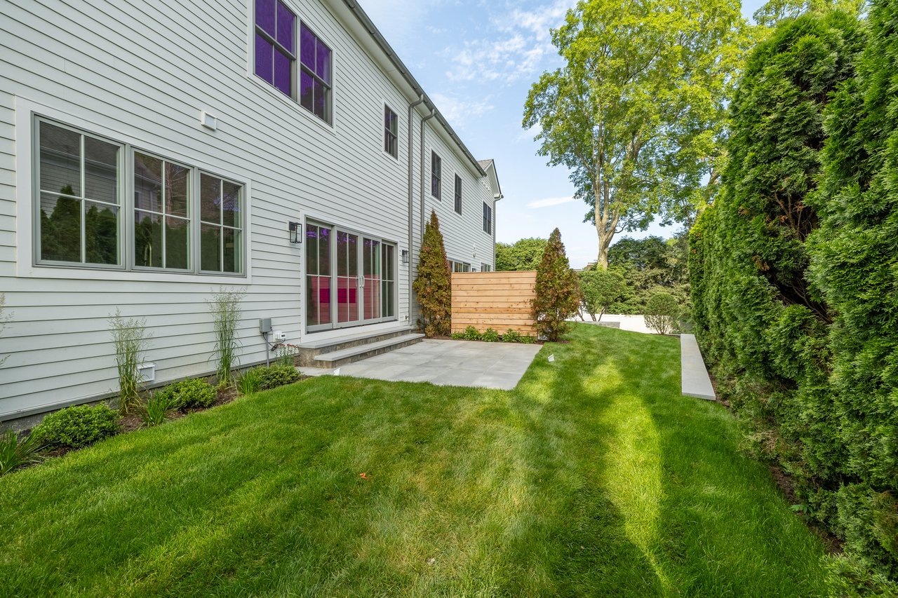 133 East Ave, Unit B 