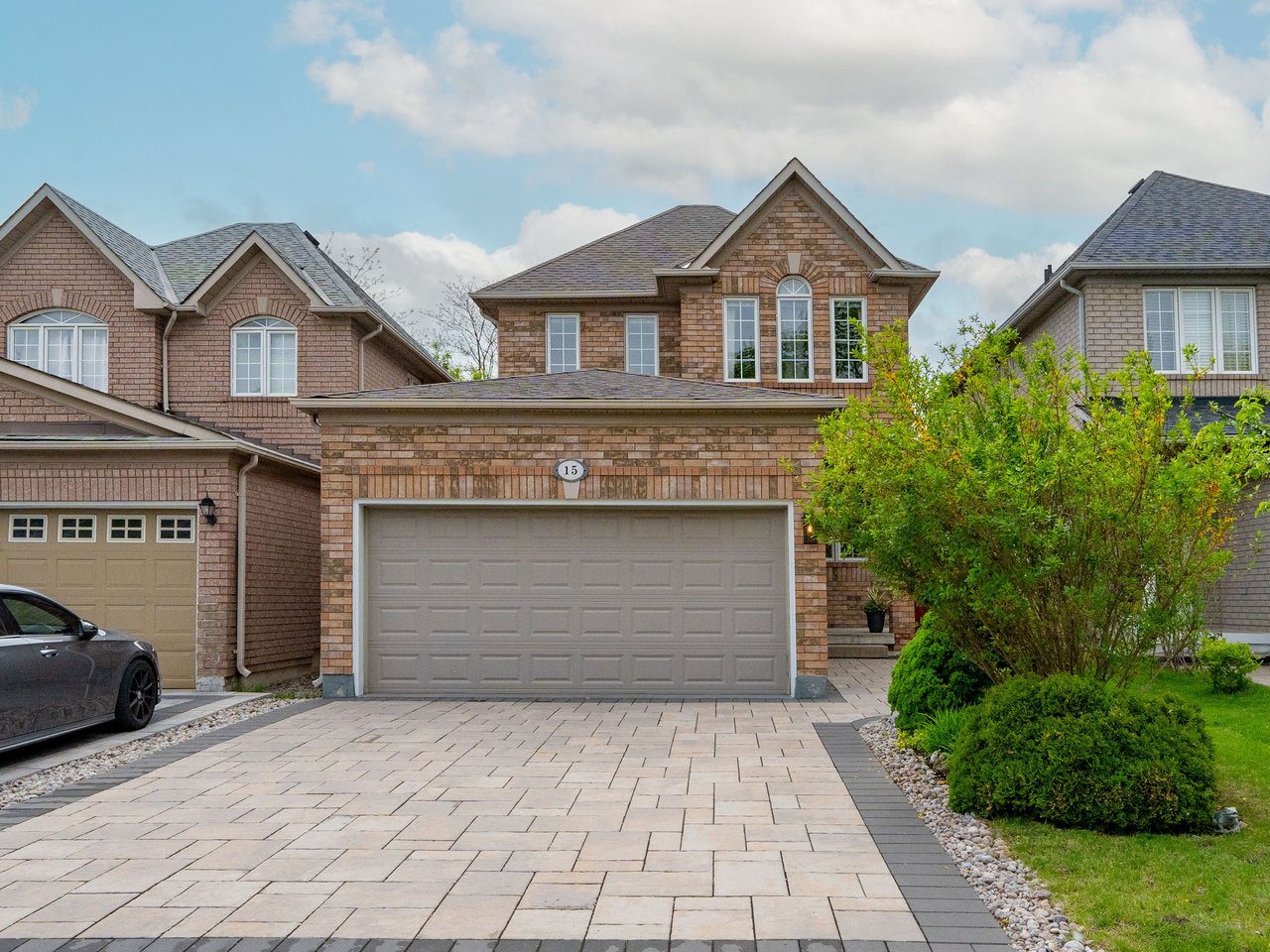15 Rushingbrook Dr