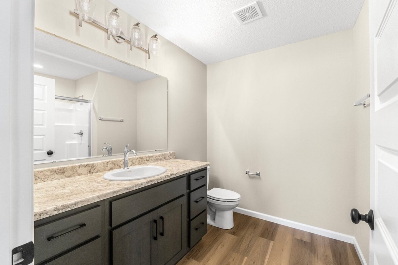 108 Oak Tree Pl