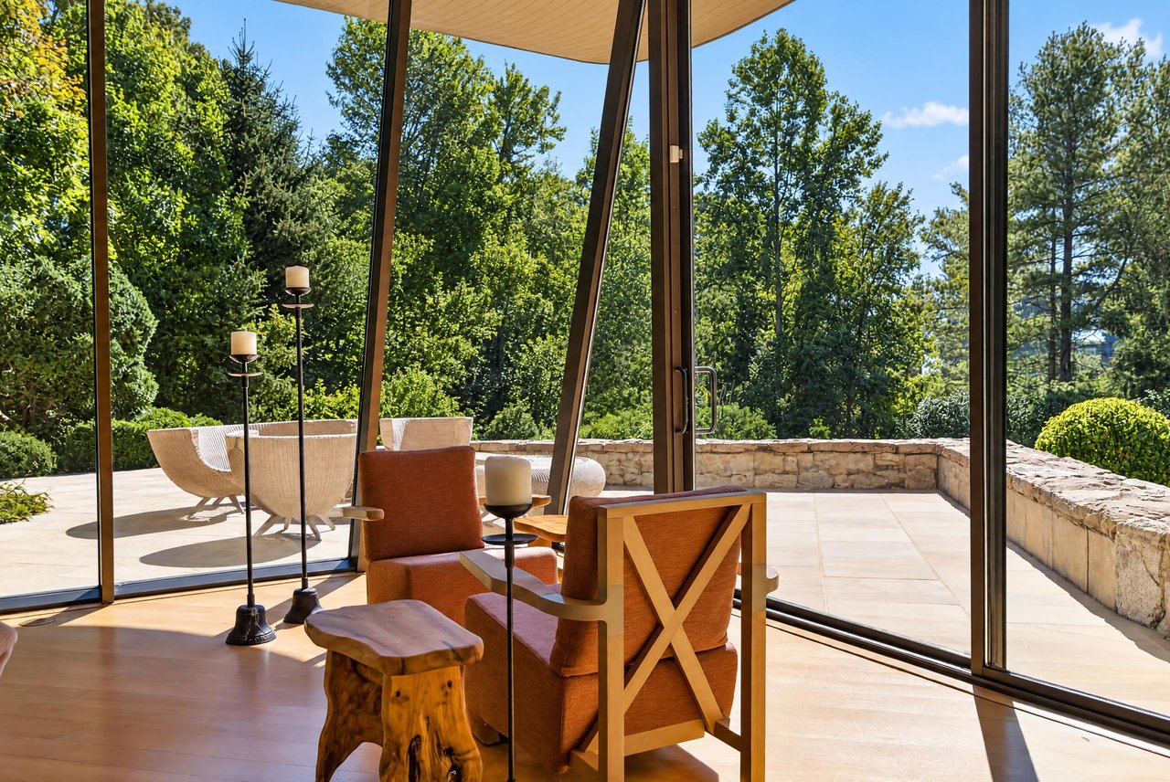 15 Horseshoe Road (Long Island)