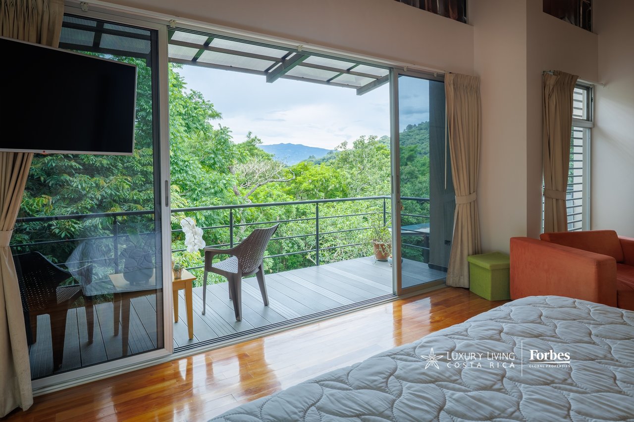 21441 - Luxury Three-Story Home Surrounded by Forest in Santa Ana