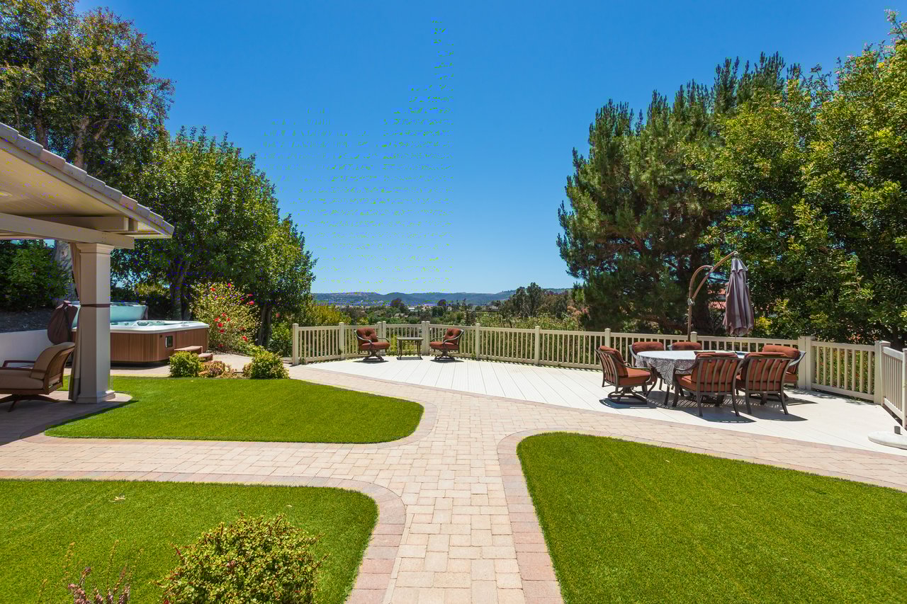 27101 Hidden Trail Rd