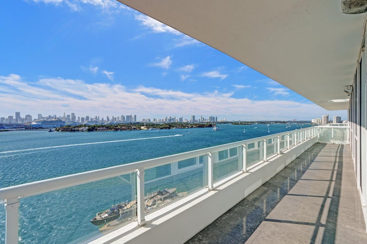 520 WEST AVE #1101