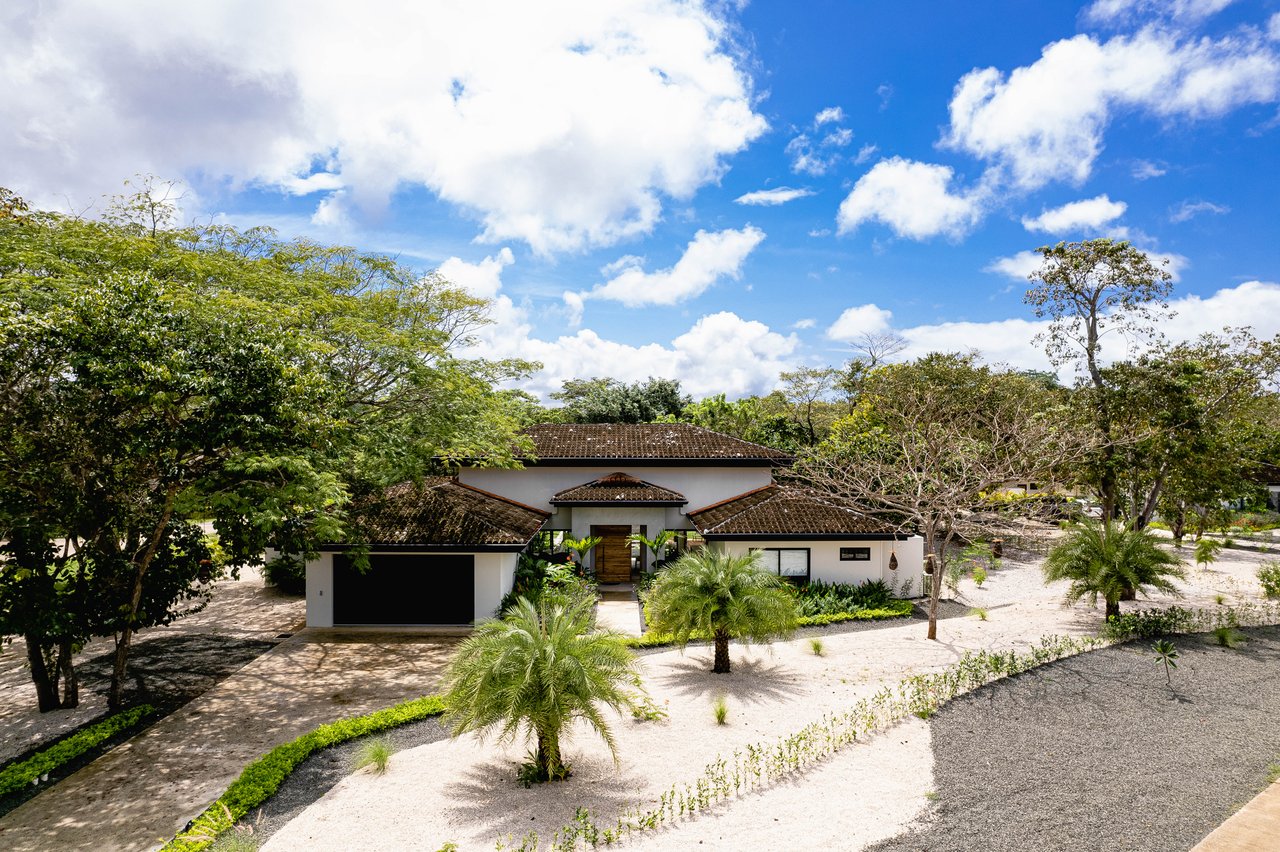 The Wave House | A Hidden Gem in Hacienda Pinilla’s Los Almendros!
