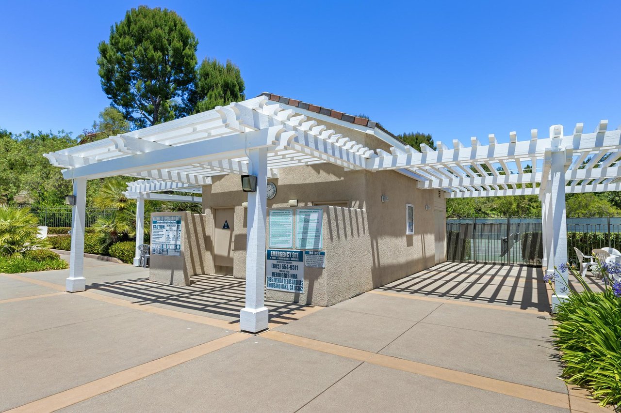 3098 Espana Ln