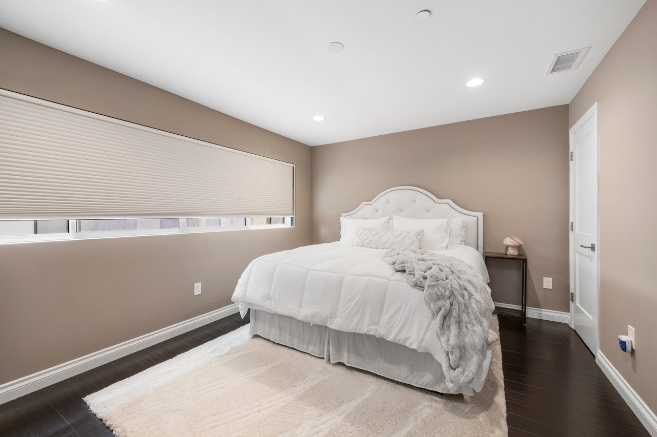 1544 7th St #6A, Santa Monica