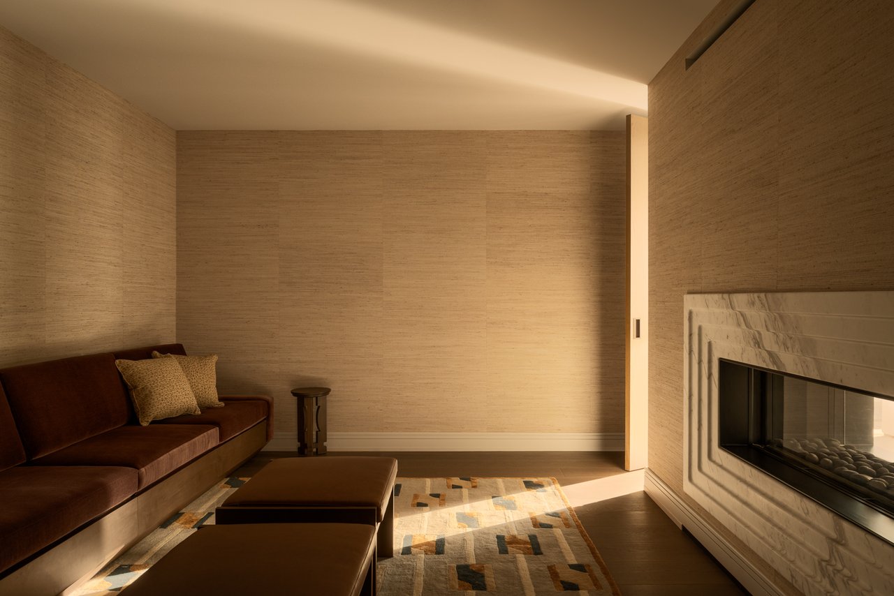 9900 S Santa Monica Blvd Unit: PHE