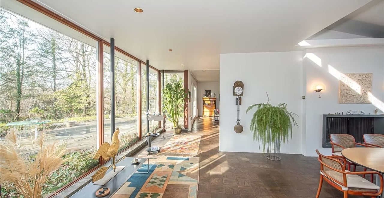 210 Sunset Rd