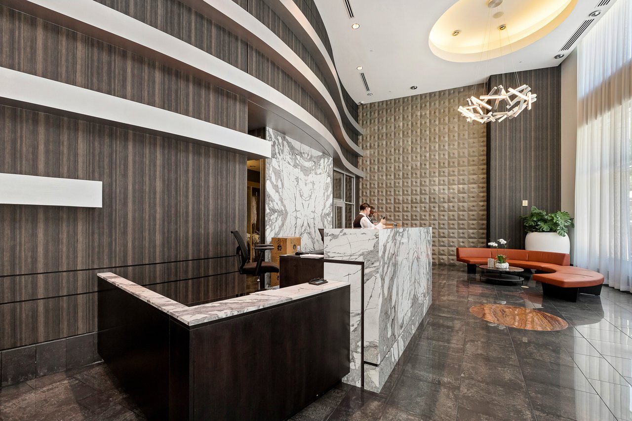 1080 Peachtree Street NE Unit 3215