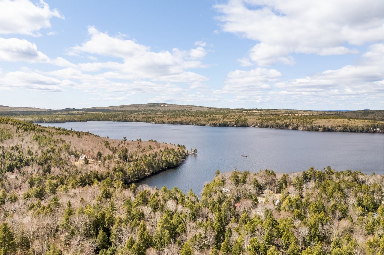 76 Cottage Shore Drive Holden, ME 04429-7003