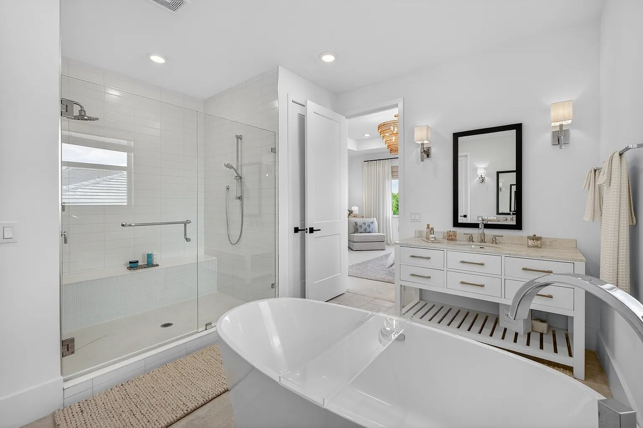 12249 Waterstone Cir