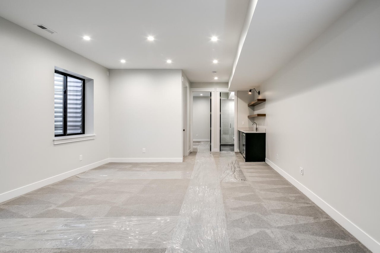 3339 Bryant Street Potter Highlands