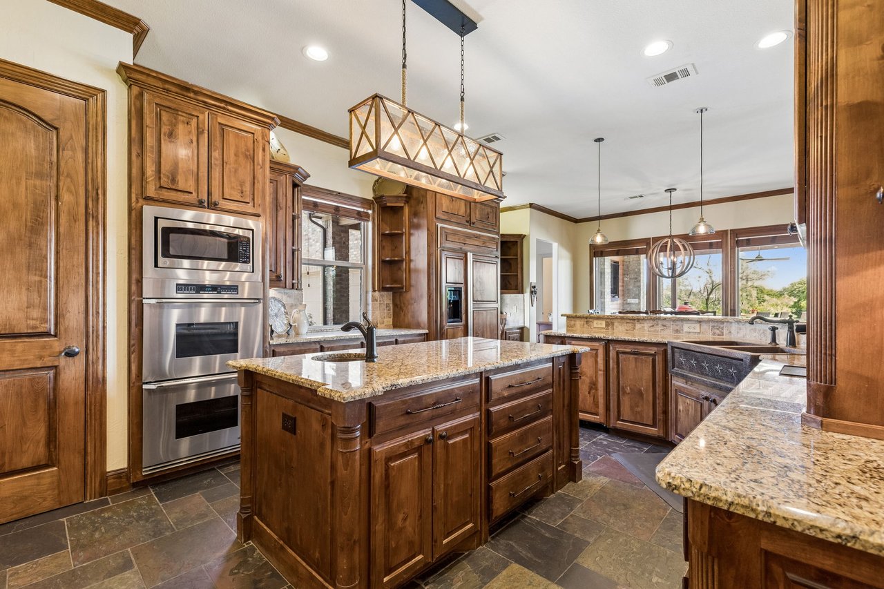 10 Acre Flower Mound Estate