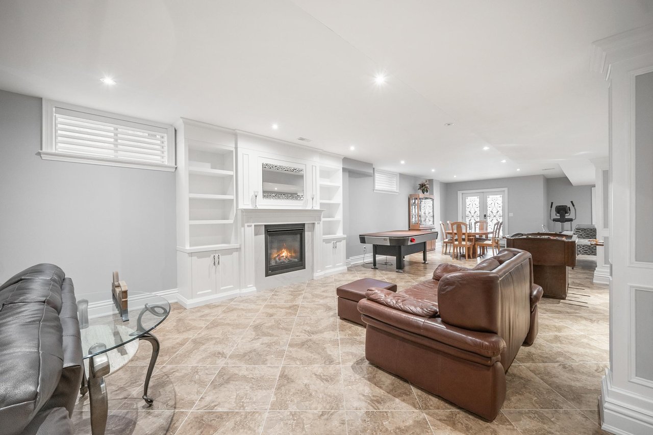 178 Grandvista Crescent