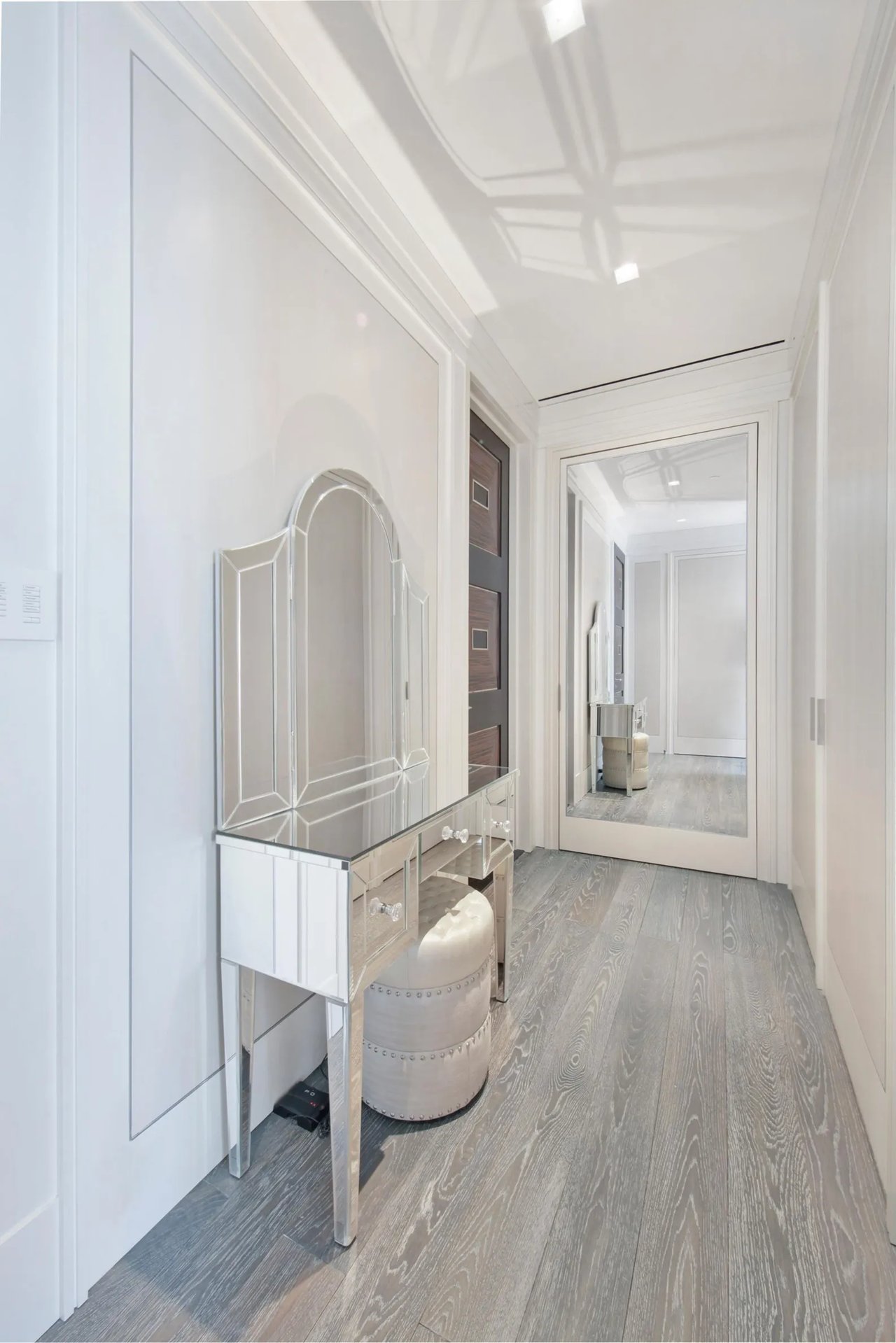 157 West 57th Street Unit: 47B
