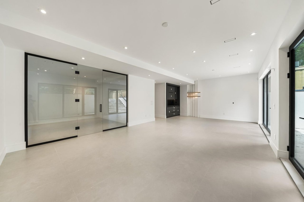 1209 Canterbury Rd