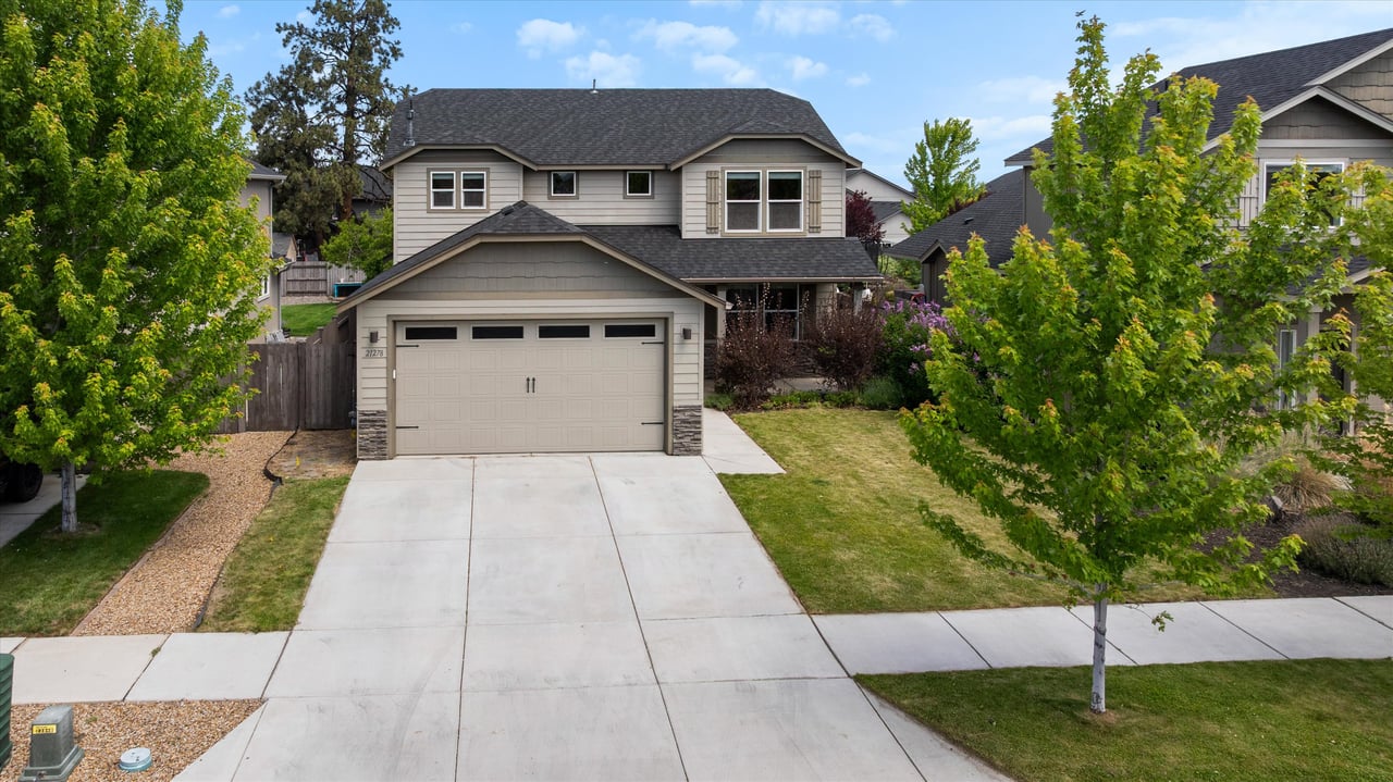 21278 SE Daylily Ave