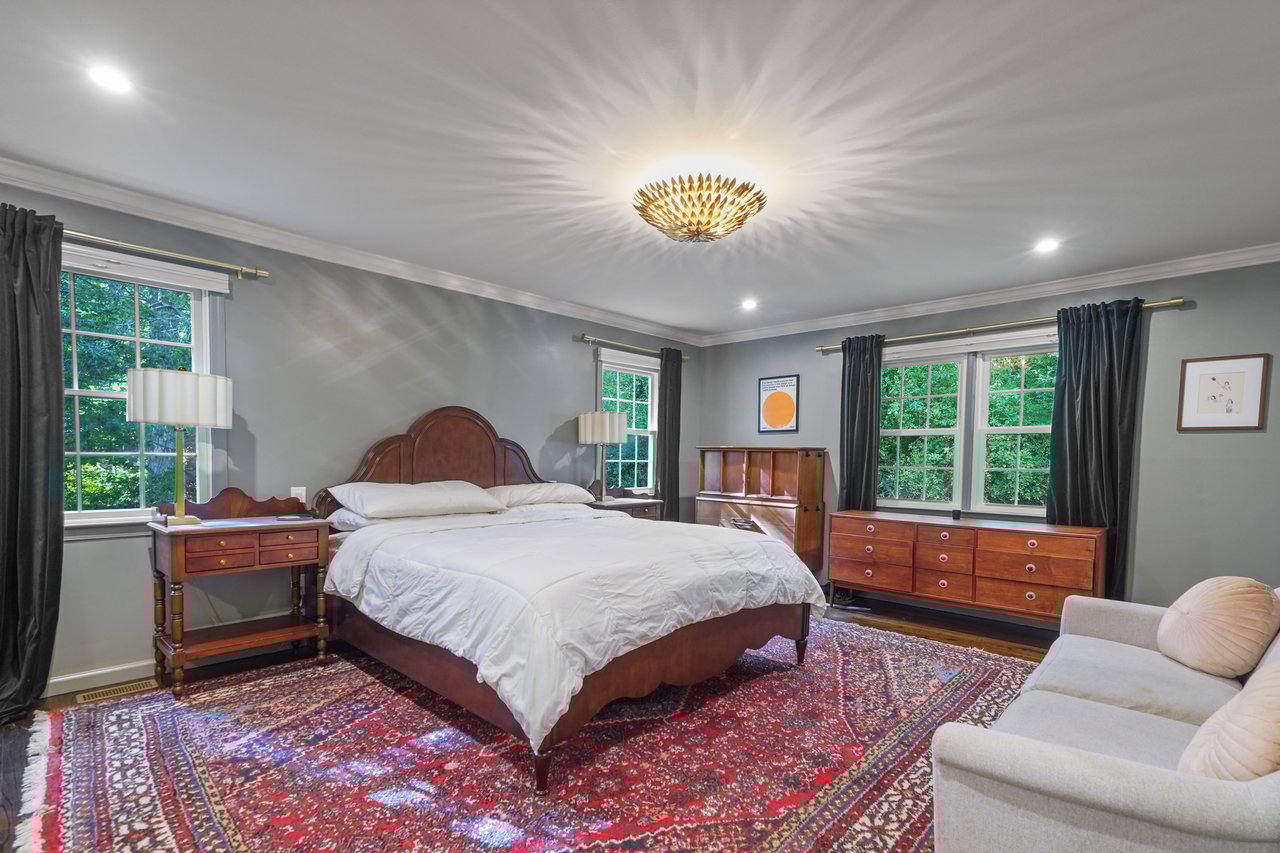 5 Brook Farm Road