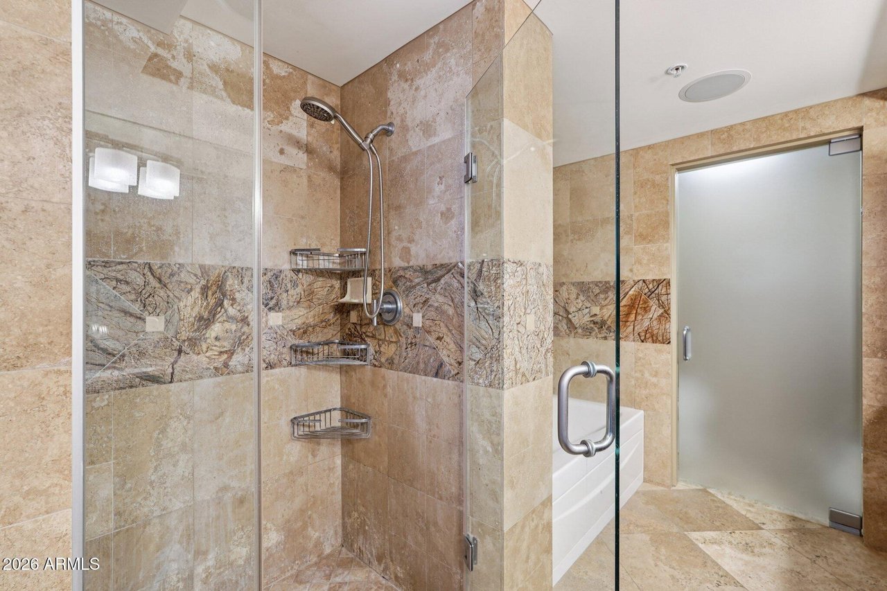 7157 E Rancho Vista Dr #4006