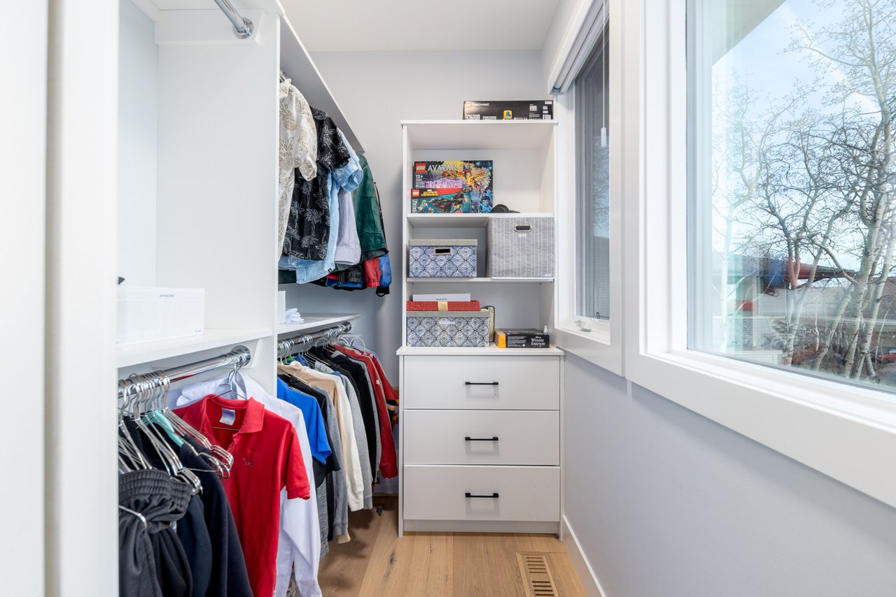 Modern Custom Built Family Home