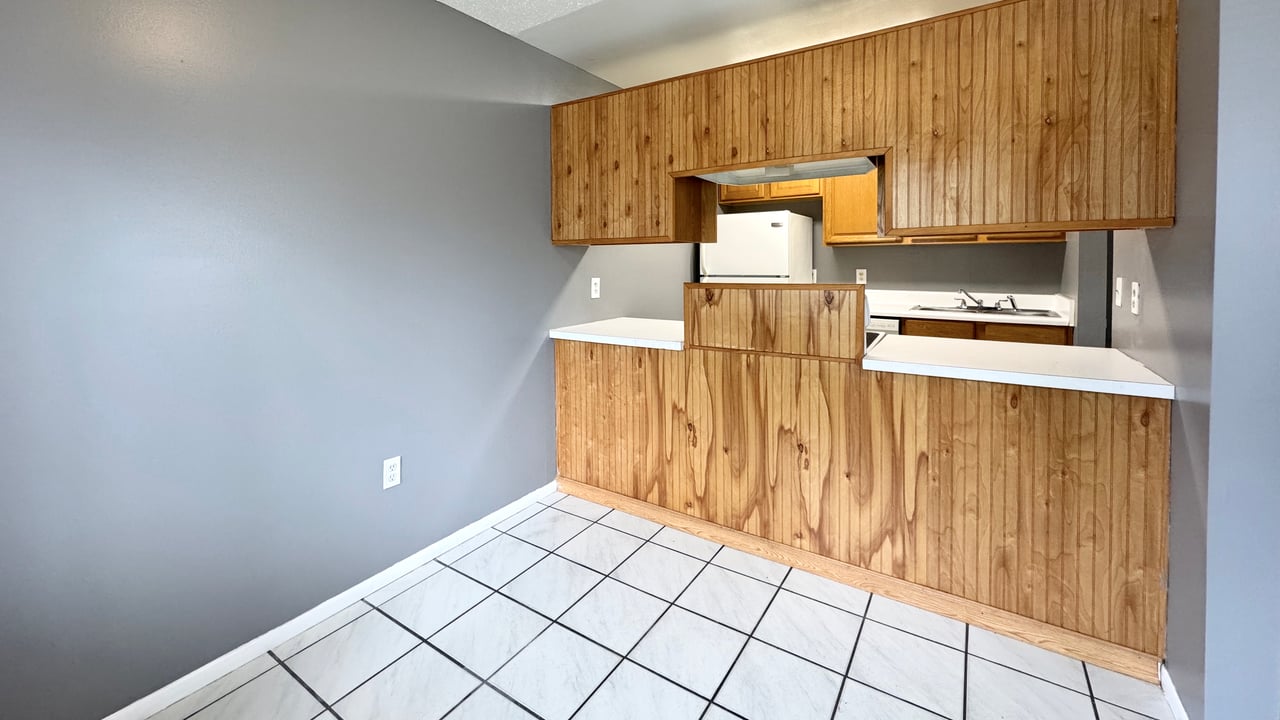 Lake Baldwin Area Townhouse with Private Garden Patio