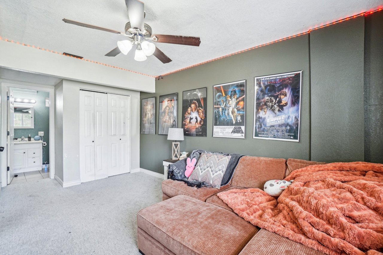 517 E Canyon View Dr