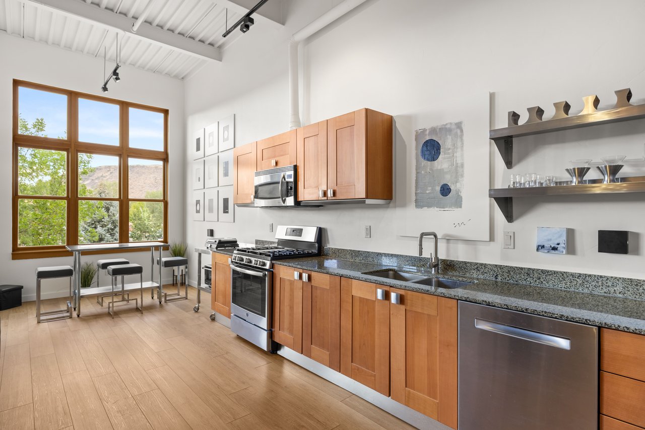 Triangle Lofts Gem