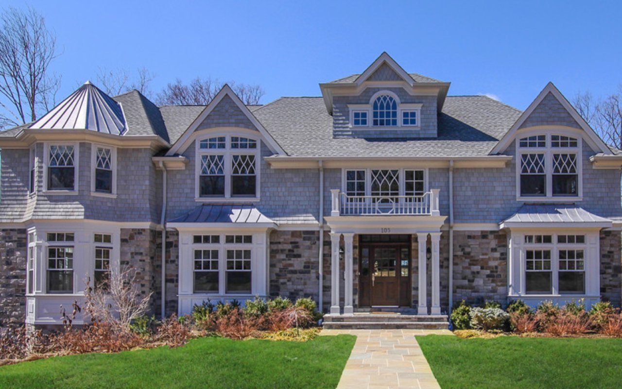 105 Fairfield Drive – Just Sold for $3,295,000